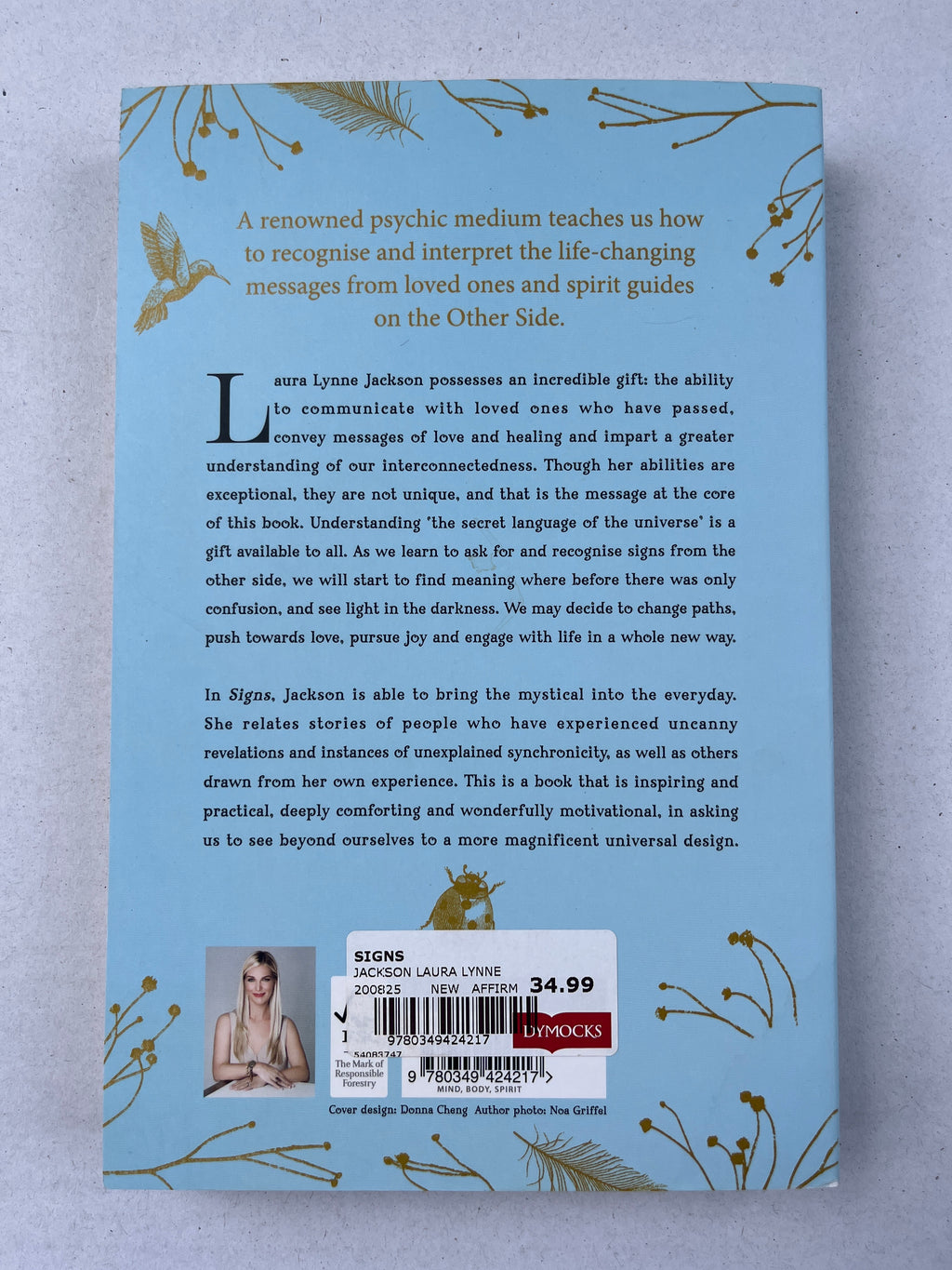 Signs: The secret language of the universe by Laura Lynne Jackson